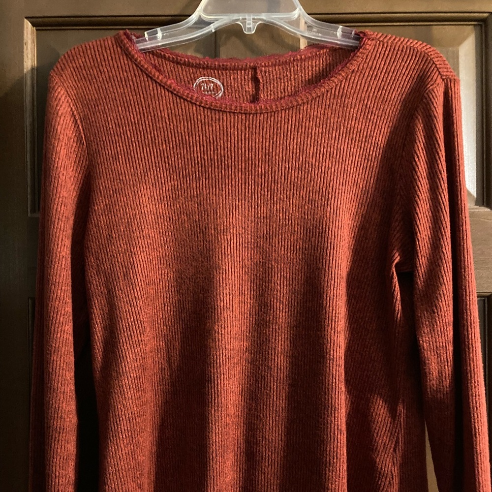 Red Maurices Top